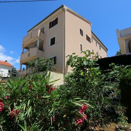 سيلو Apartment Dina المظهر الخارجي الصورة
